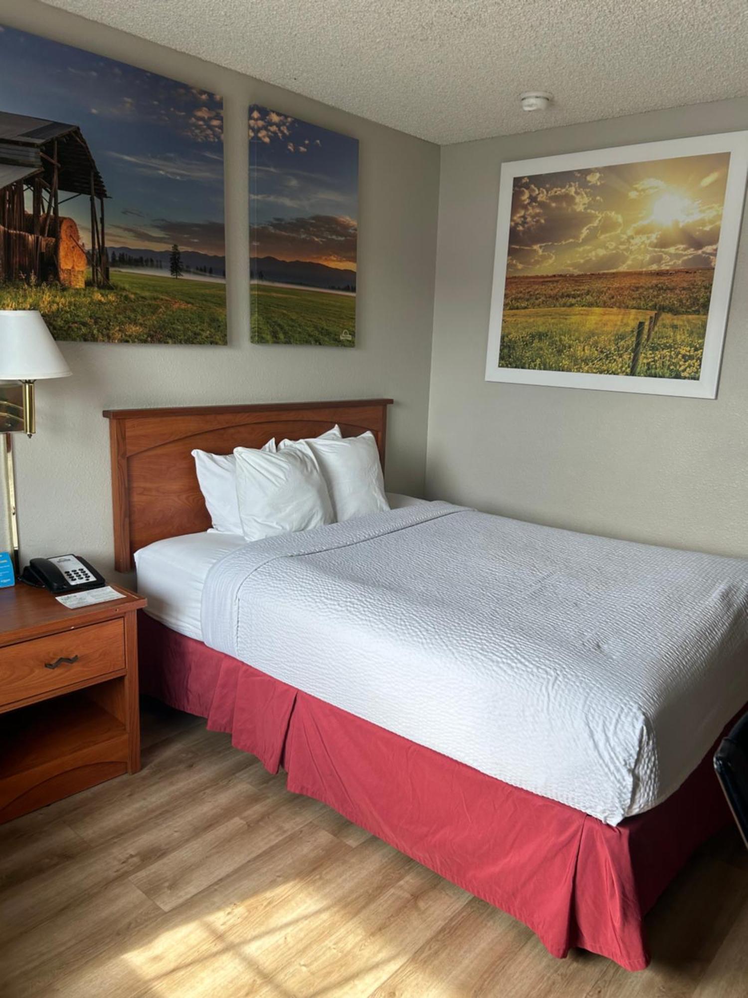 Days Inn By Wyndham Turlock Dış mekan fotoğraf
